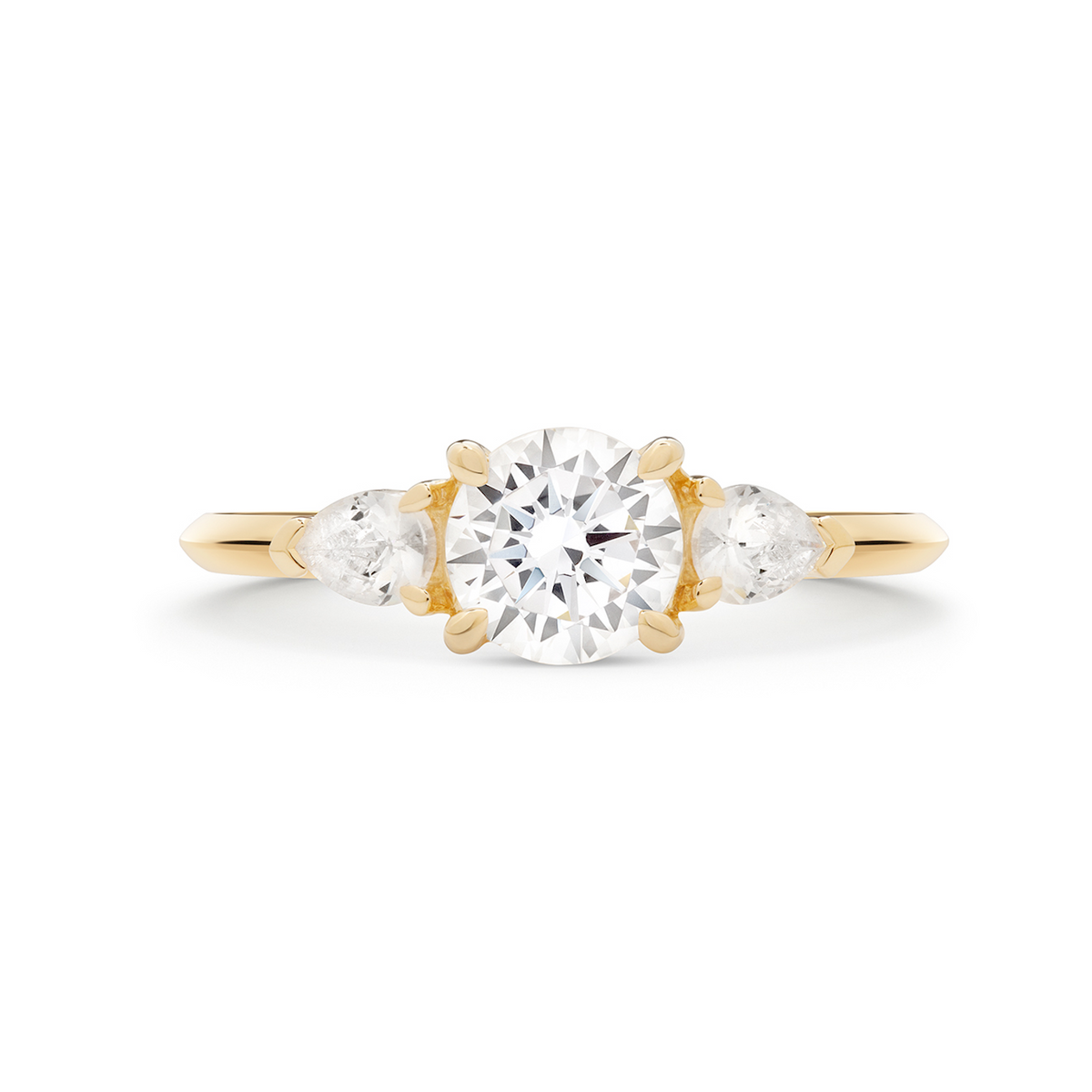 The Reine Diamond Trilogy Ring. 18k Yellow Gold
